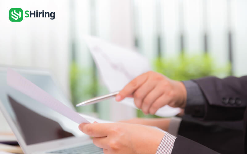 Reference checking là quá trình nhà tuyển dụng xác minh, đánh giá thông tin ứng viên ghi trong CV xin việc